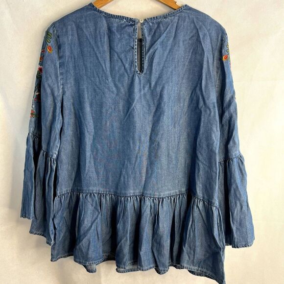 Beach Lunch Lounge NWT Boho Soft Tencel Embroidered Top Size Small - Picture 2 of 10